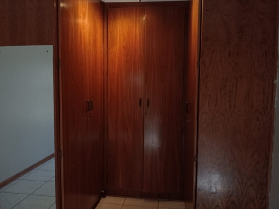 To Let 3 Bedroom Property for Rent in Langenhovenpark Free State